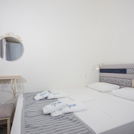 Amphitrite Apartments สกีรอส ภายนอก รูปภาพ